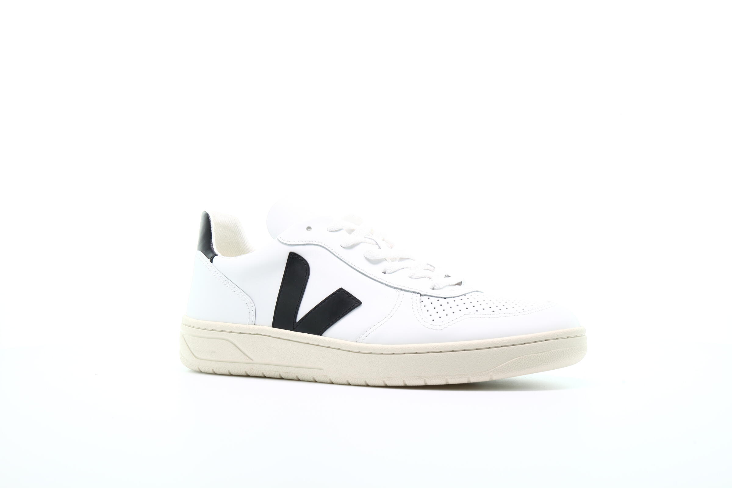 ホワイト Vネック フィット＆フレアドレス Veja V10 Leather 